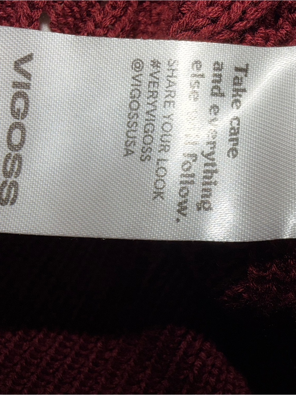 Vigoss - Crop Short Sleeve in Burgundy, Size S - Picture 6 of 7